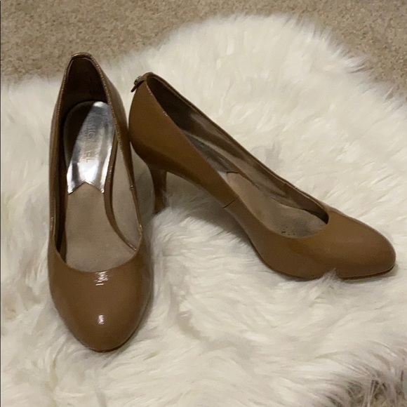 Michael Kors pumps - Picture 1 of 1